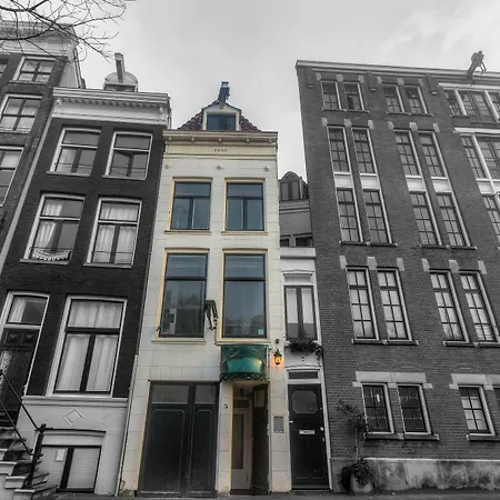 Canal View 2* 암스테르담