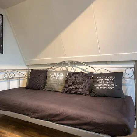 Canal View 2* 암스테르담